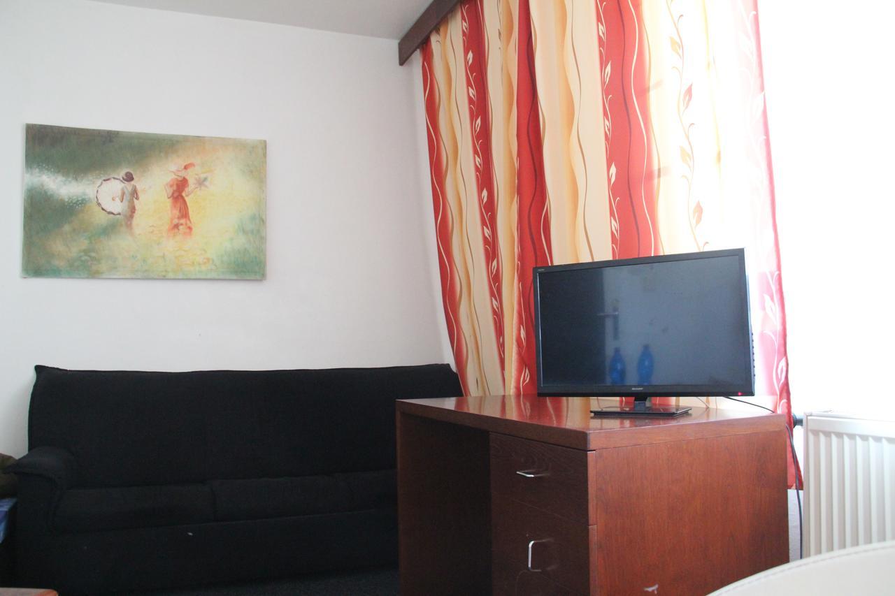 Hotel Rambousek Nové Město nad Metují Extérieur photo